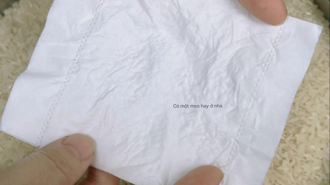 Ăn cơm suốt 30 năm, t&ocirc;i biết 4 mẹo ph&acirc;n biệt gạo cũ - gạo mới: Gian thương kh&ocirc;ng c&ograve;n cửa lừa- Ảnh 5.