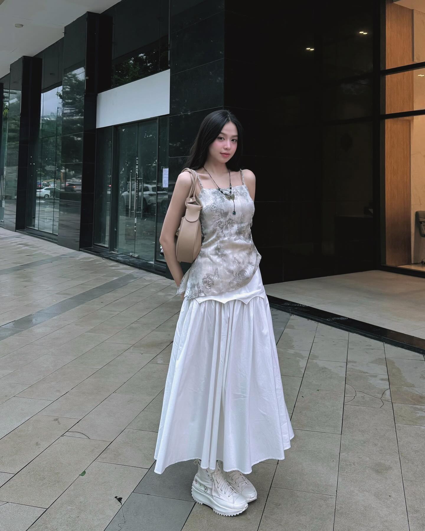 Ngắm style nữ t&iacute;nh của Hoa hậu Thanh Thủy m&agrave; xi&ecirc;u l&ograve;ng- Ảnh 8.