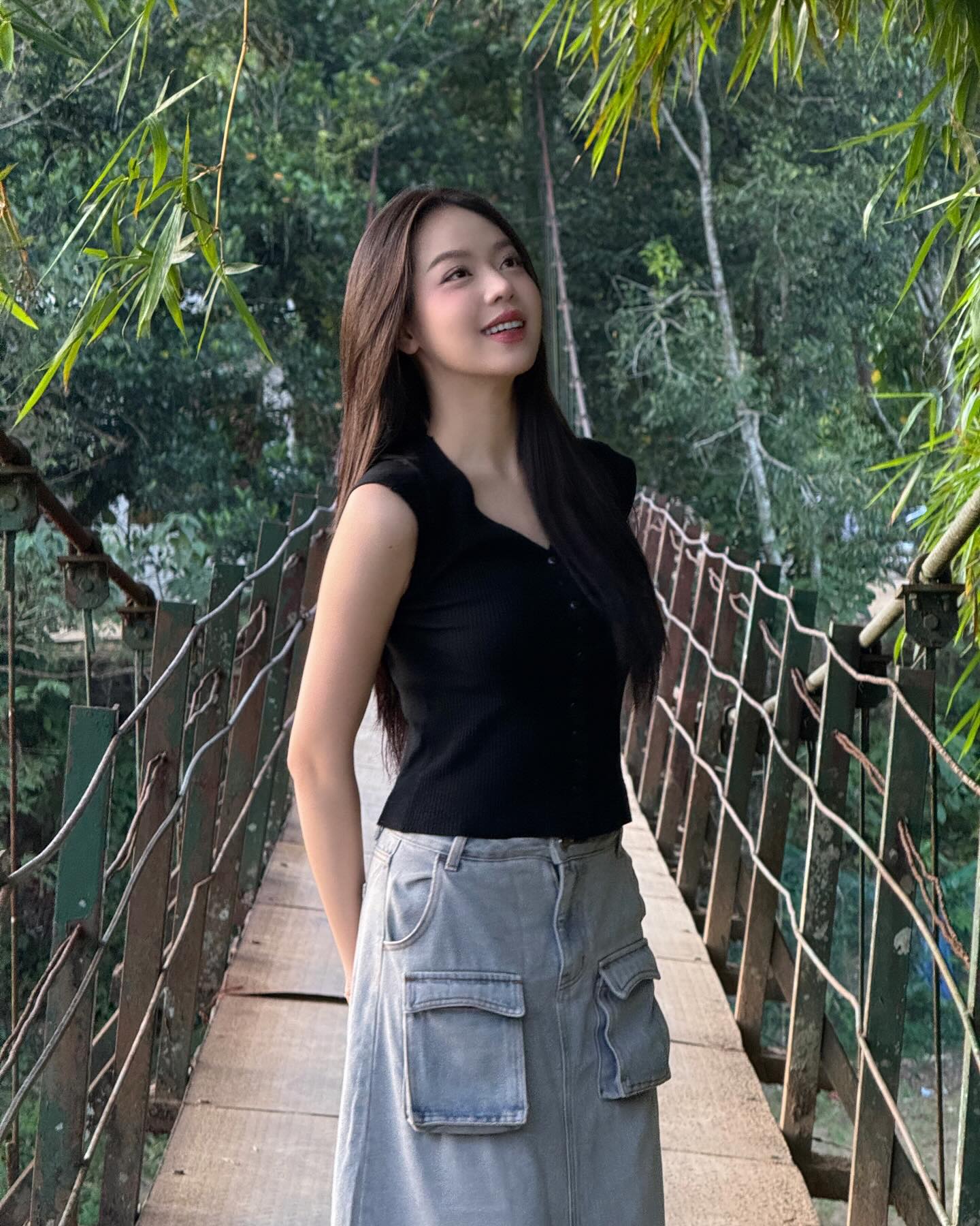 Ngắm style nữ t&iacute;nh của Hoa hậu Thanh Thủy m&agrave; xi&ecirc;u l&ograve;ng- Ảnh 7.