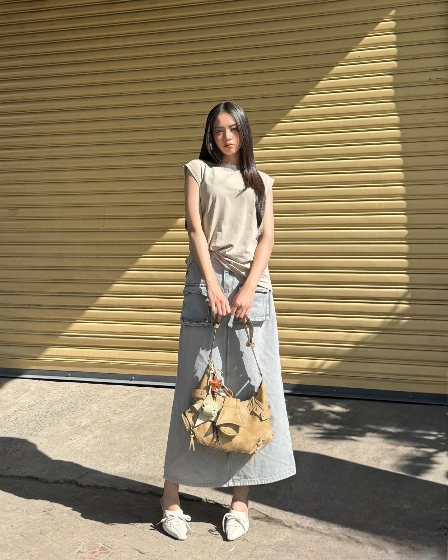 Ngắm style nữ t&iacute;nh của Hoa hậu Thanh Thủy m&agrave; xi&ecirc;u l&ograve;ng- Ảnh 3.