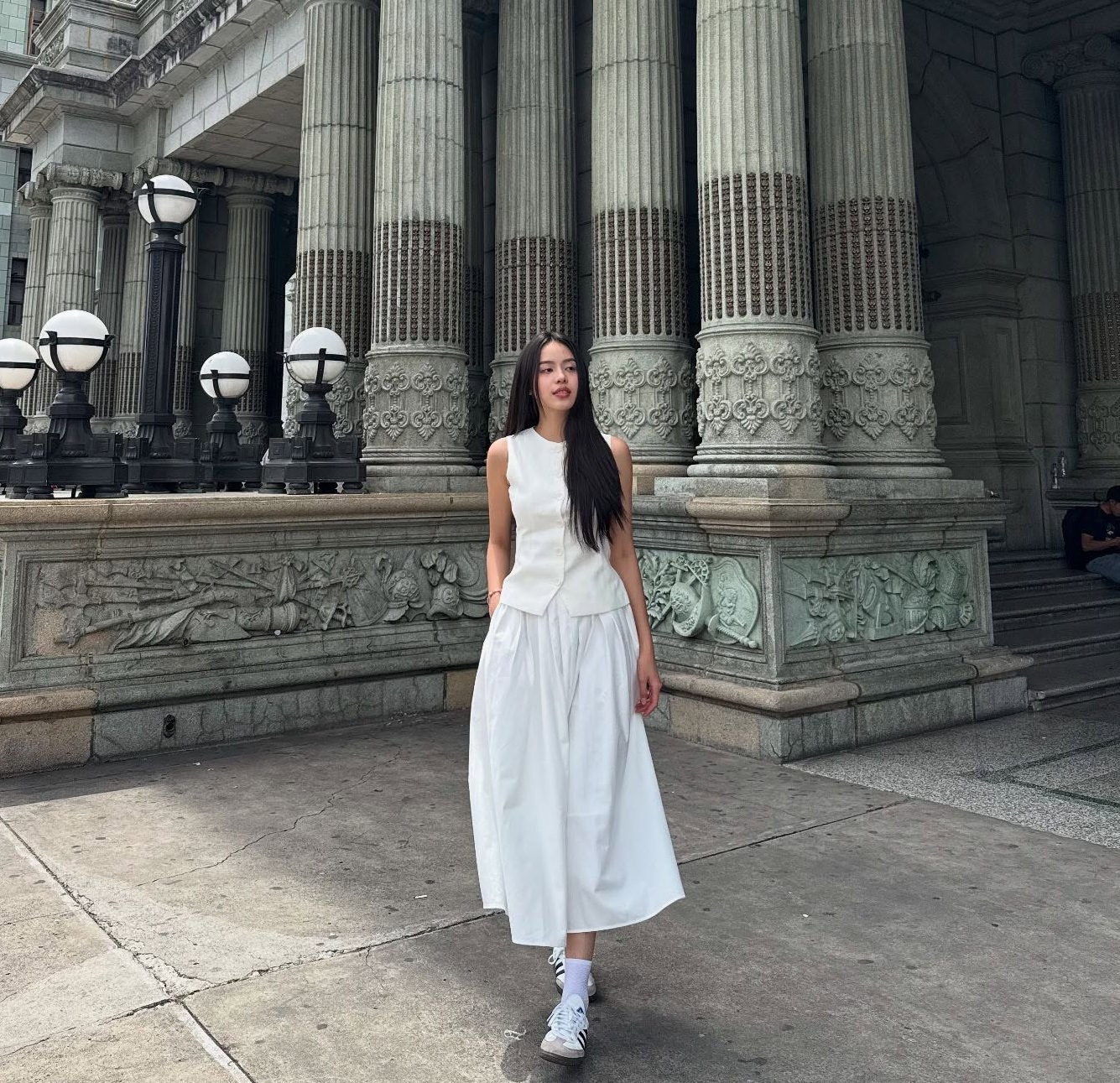 Ngắm style nữ t&iacute;nh của Hoa hậu Thanh Thủy m&agrave; xi&ecirc;u l&ograve;ng- Ảnh 2.