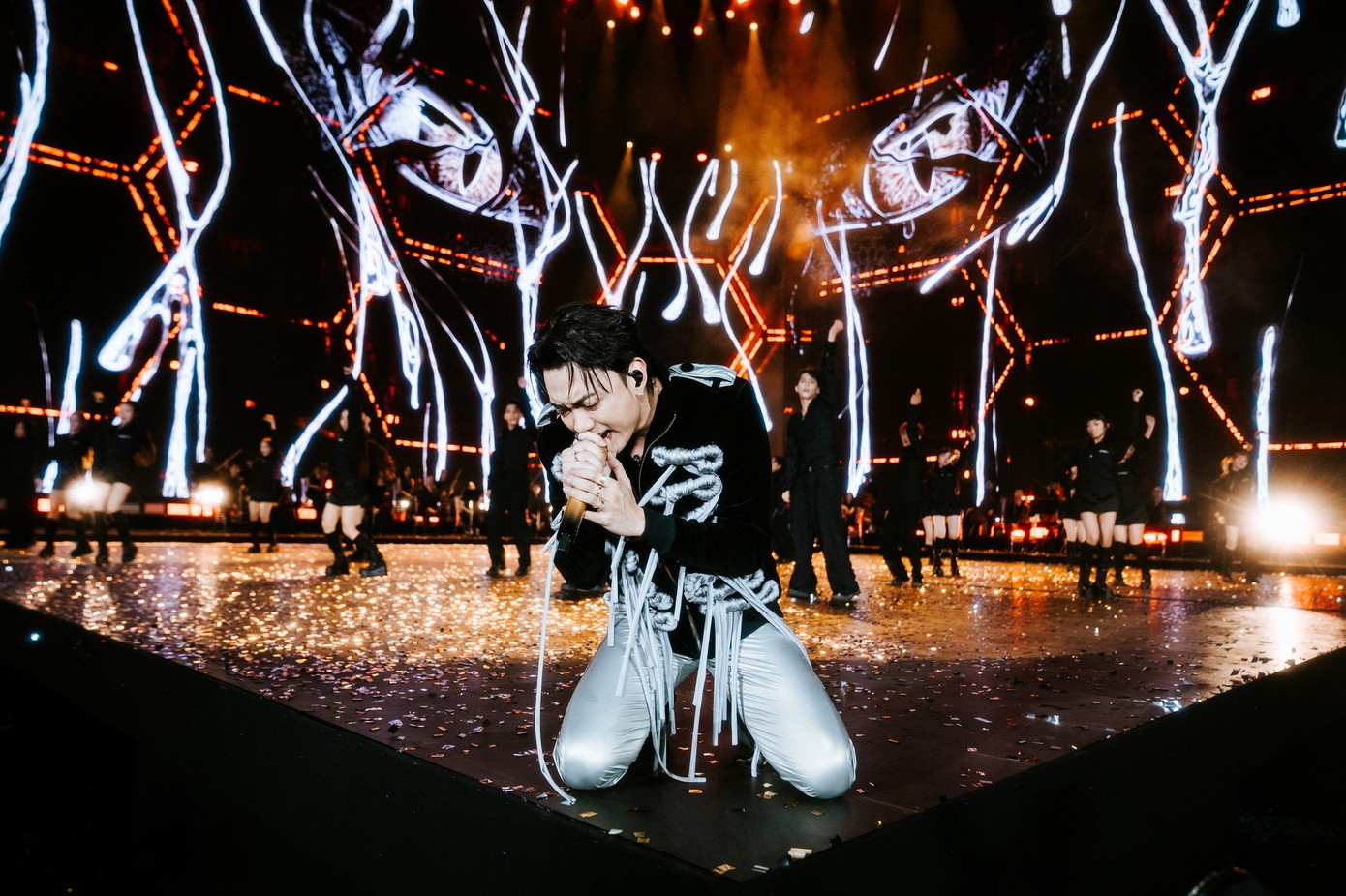 Cuộc chuyển m&igrave;nh lịch sử- Ảnh 6.