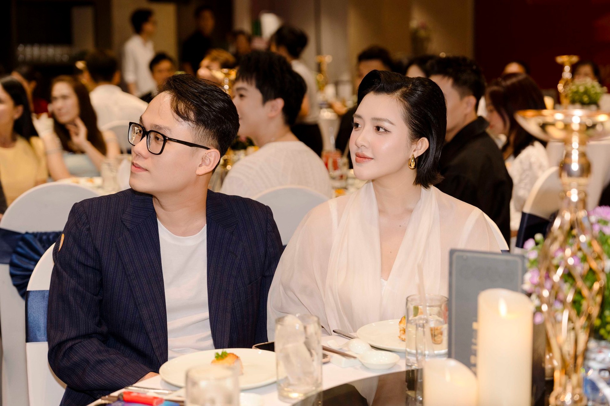 &Aacute; hậu ở Người Ấy L&agrave; Ai th&ocirc;ng b&aacute;o cưới, ch&uacute; rể C&ocirc;ng Vinh bảnh gh&ecirc;!- Ảnh 8.