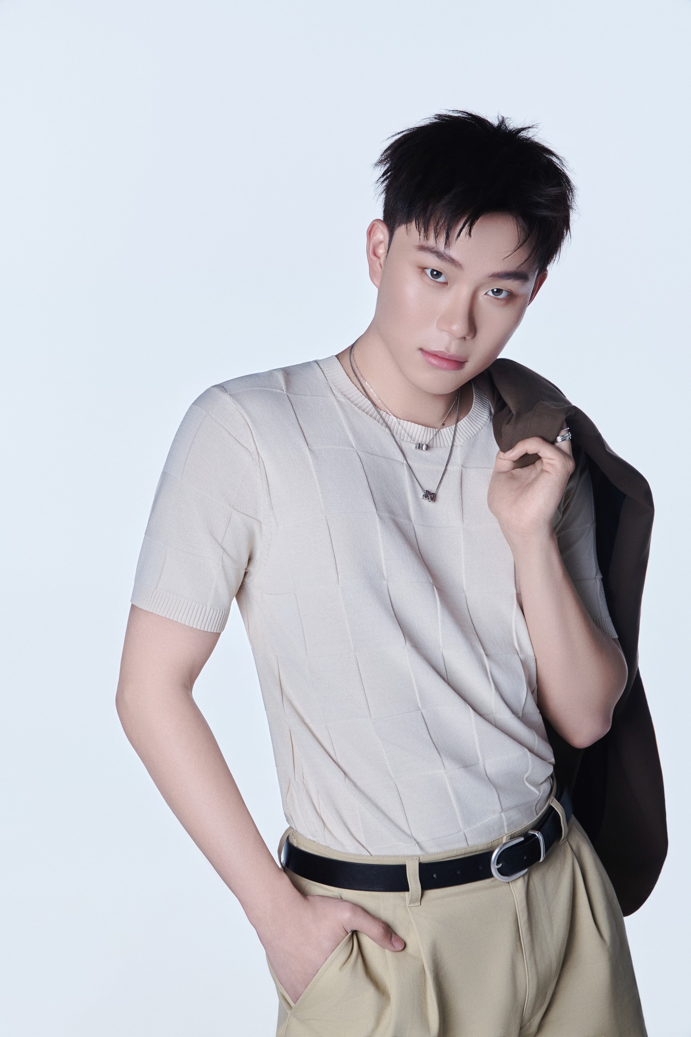 Nghệ sĩ Việt đỉnh nhất Spotify: Người chỉ mất 2 tuần để vượt Sơn T&ugrave;ng l&agrave; ai?- Ảnh 6.