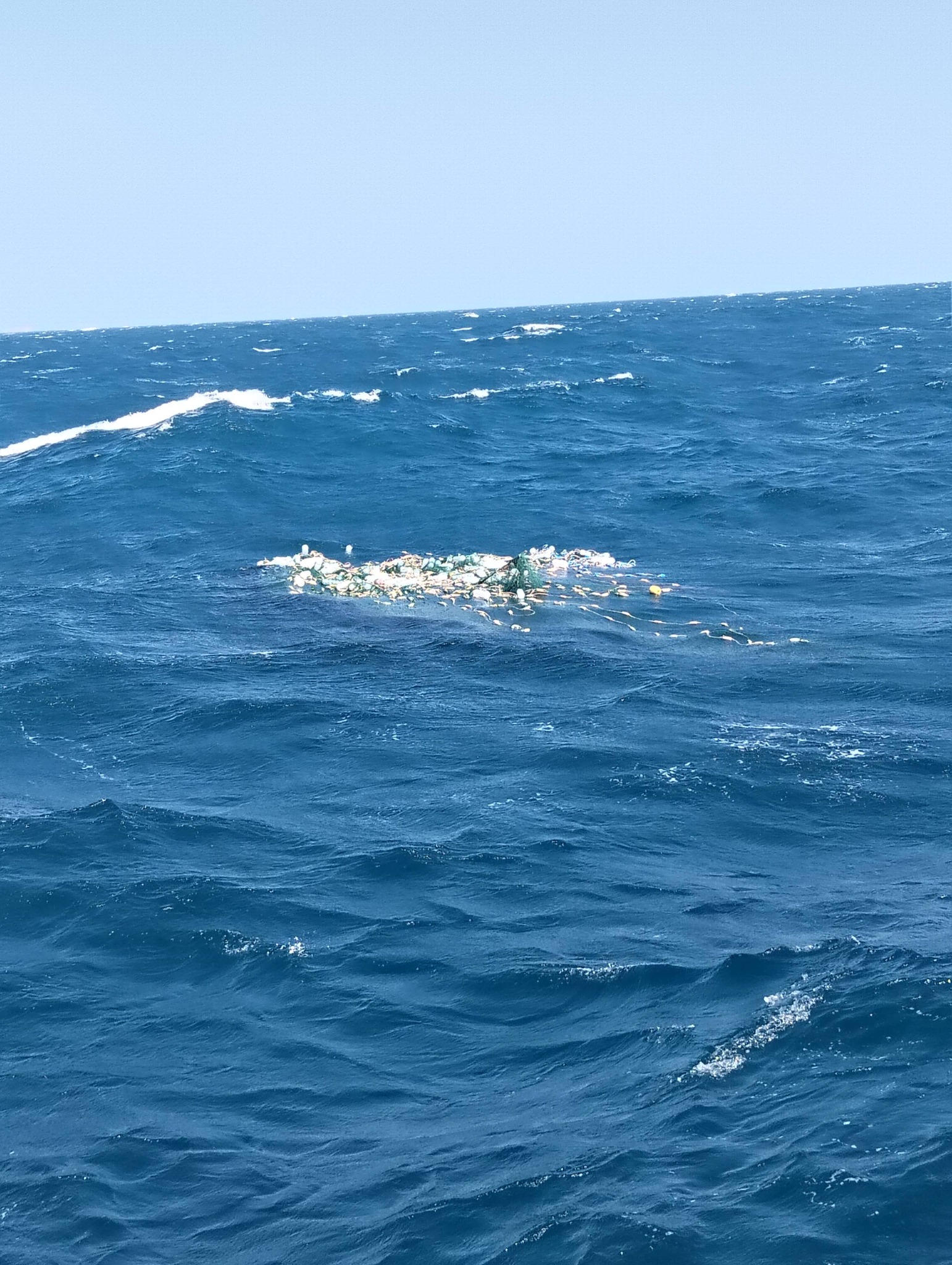 Kh&aacute;nh H&ograve;a: T&agrave;u c&aacute; c&ugrave;ng 8 ngư d&acirc;n mất t&iacute;ch hơn 10 ng&agrave;y- Ảnh 1.