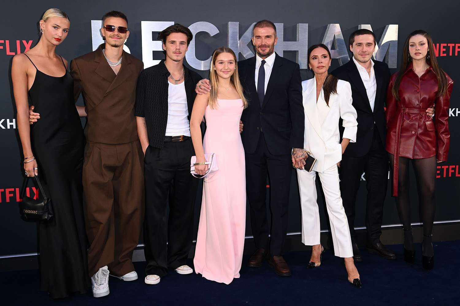 Từ vạch đ&iacute;ch đến kẻ phản bội: Brooklyn Beckham v&agrave; nỗ lực 