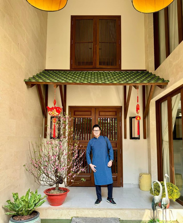 Nam ca sĩ từng cưới hoa hậu, tuổi 50 sống một m&igrave;nh trong biệt thự 400m2 đẹp hơn resort ở Ph&uacute; Nhuận- Ảnh 6.
