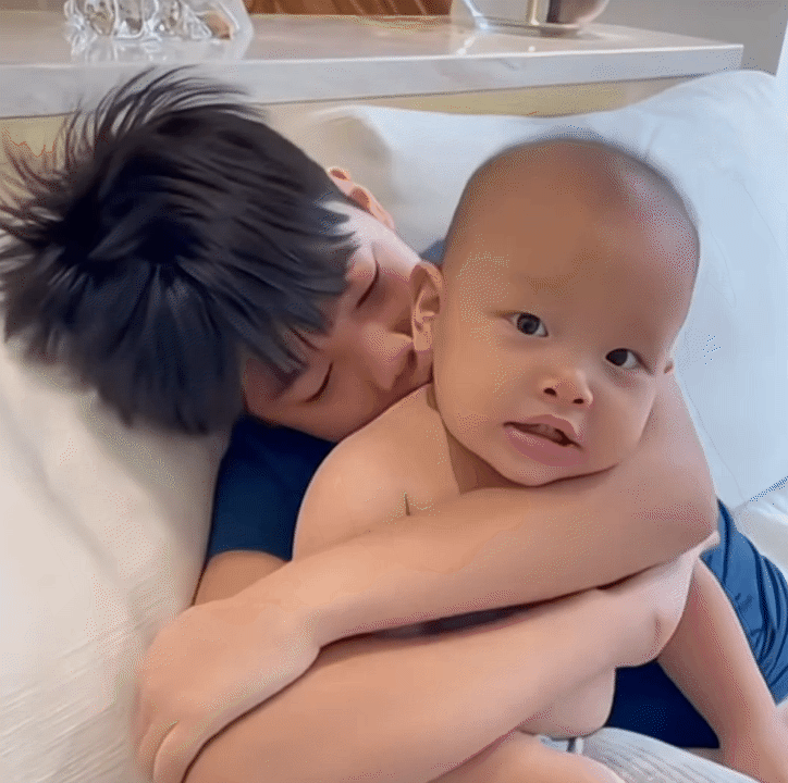 Subeo mới 15 tuổi đ&atilde; cao 1m8, hưởng trọn 