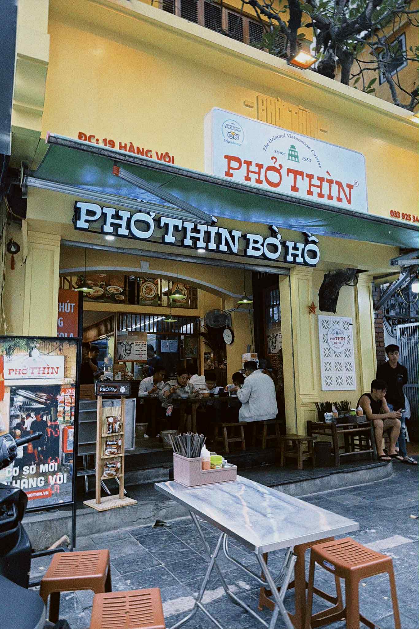 Phở Th&igrave;n Bờ Hồ ch&iacute;nh thức dỡ bỏ sau 70 năm- Ảnh 8.