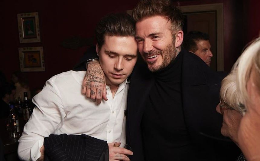 Đọc b&agrave;i "b&oacute;c phốt" của Brooklyn Beckham, t&ocirc;i nghĩ ngay đến gia đ&igrave;nh 1 người quen: C&oacute; cha mẹ như n&agrave;y, vừa tự h&agrave;o vừa buồn v&agrave; &aacute;p lực!- Ảnh 1.
