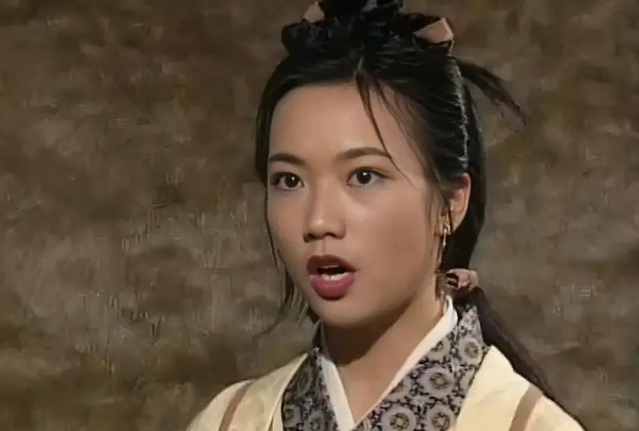 Dương Qu&aacute; th&iacute;ch Qu&aacute;ch Tương m&agrave; vẫn từ chối? L&yacute; do chỉ h&eacute; lộ trong đ&aacute;m cưới Tiểu Long Nữ v&agrave; C&ocirc;ng T&ocirc;n Chỉ- Ảnh 1.