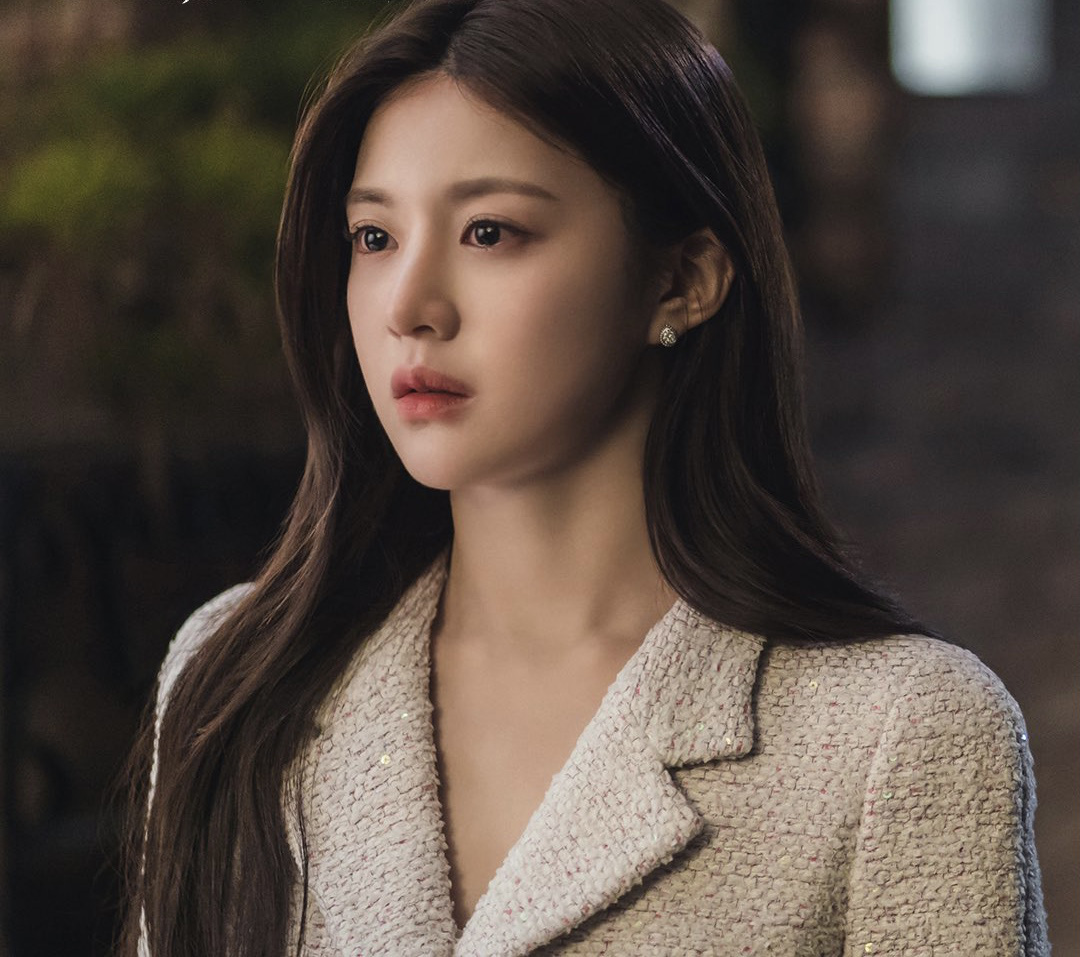 Nữ thần dao k&eacute;o đẹp nhất H&agrave;n Quốc: Đ&oacute;ng li&ecirc;n tiếp 7 phim g&acirc;y sốt to&agrave;n cầu, visual đ&uacute;ng chuẩn kiệt t&aacute;c của ph&ograve;ng mổ- Ảnh 6.