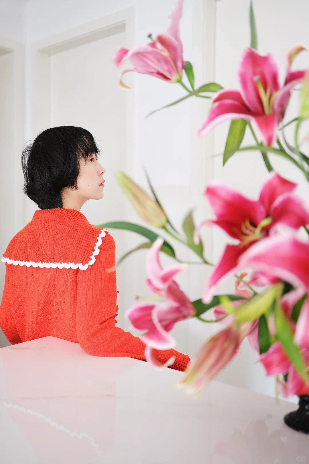 "N&agrave;ng hậu" của m&ugrave;a Tết 2026 l&agrave; Profundo: Giống b&aacute;ch hợp khổng lồ khiến căn nh&agrave; thơm như một khu vườn, vụng mấy cũng chăm được- Ảnh 5.