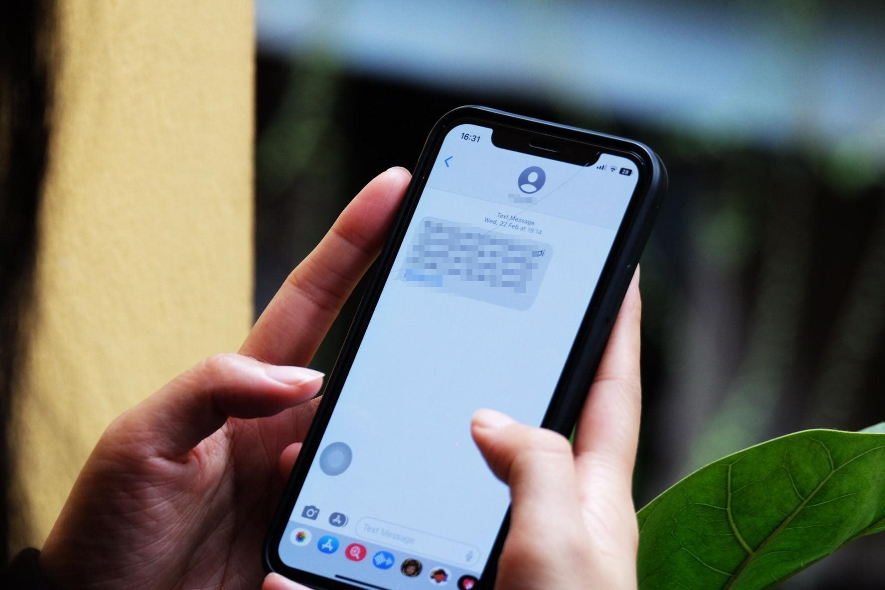 C&ocirc;ng an cảnh b&aacute;o tới tất cả những ai nhận được tin nhắn, cuộc gọi sau: Cẩn trọng để tr&aacute;nh bị mất tiền trong t&agrave;i khoản- Ảnh 1.