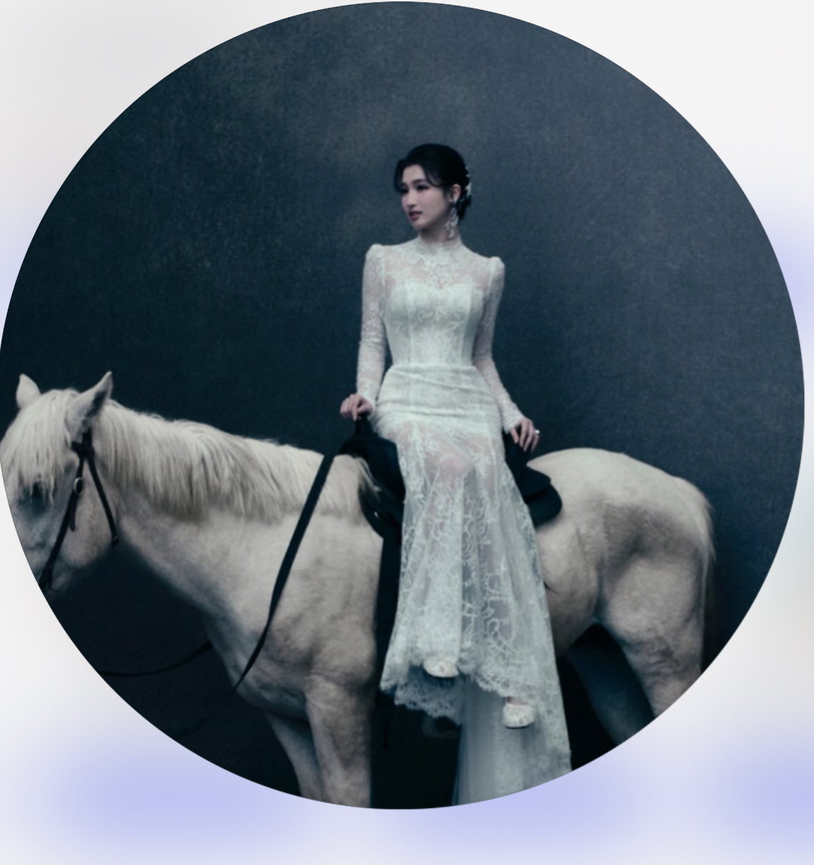 &Aacute; hậu Phương Nhi v&agrave; Minh Ho&agrave;ng c&oacute; chia sẻ đầu ti&ecirc;n, h&eacute; lộ ảnh cưới qu&aacute; sang xịn!- Ảnh 1.