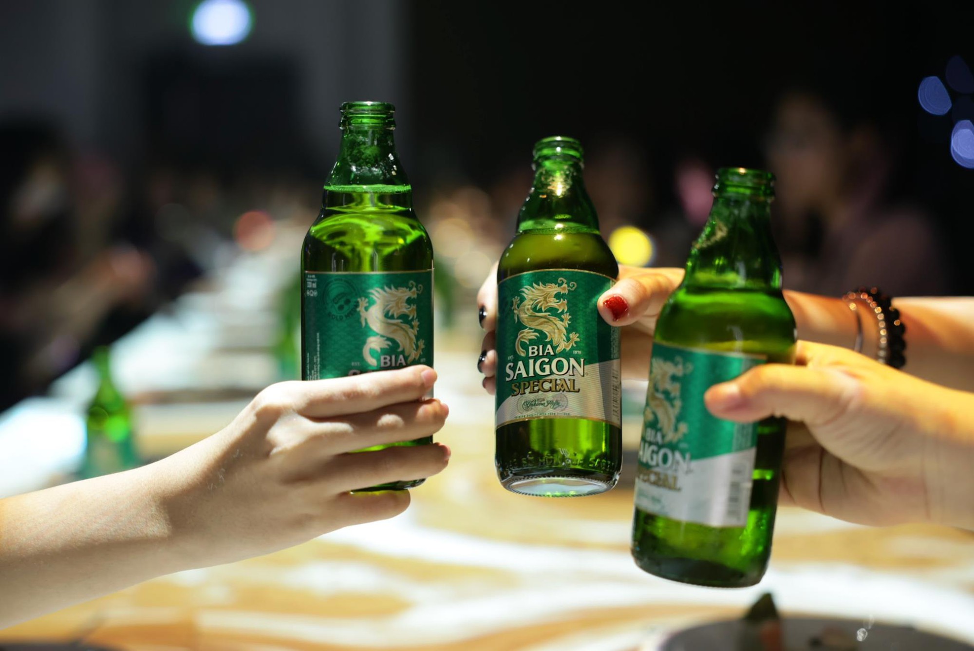 Bia Saigon Special đem cơn mưa &ldquo;Lộc Special&rdquo; đến h&agrave;ng ng&agrave;n kh&aacute;n giả tại đ&ecirc;m countdown Hozo City Tết Fest 2025- Ảnh 5.