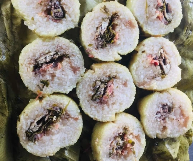 Người s&agrave;nh ăn săn l&ugrave;ng &ldquo;b&aacute;nh chưng nh&acirc;n c&aacute; ch&eacute;p&rdquo;: 500.000 đồng/cặp vẫn kh&ocirc;ng đủ b&aacute;n- Ảnh 5.