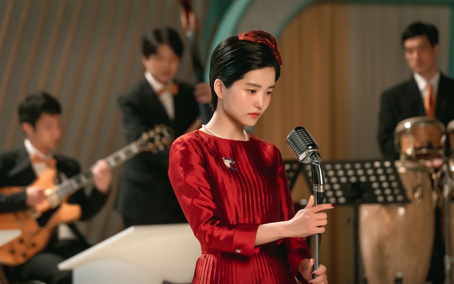 Cả MXH truy l&ugrave;ng danh t&iacute;nh ng&ocirc;i sao bịt k&iacute;n mặt: Ai cũng đo&aacute;n Ji Chang Wook, Cha Eun Woo nhưng đ&aacute;p &aacute;n l&agrave; 1 mỹ nh&acirc;n- Ảnh 4.