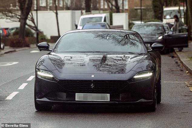 Victoria Beckham mạnh tay vung 8 tỷ 