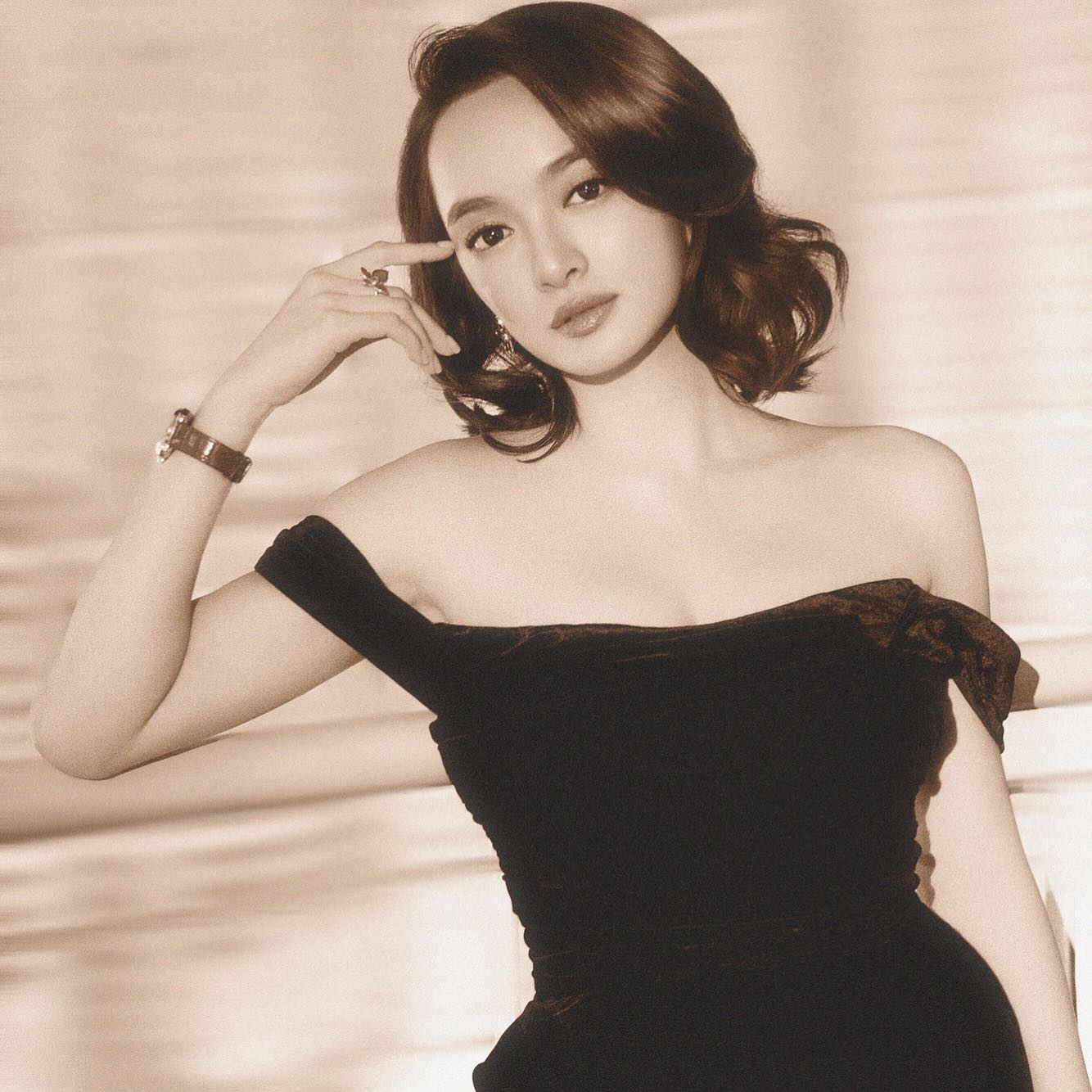 5 mỹ nh&acirc;n Việt để t&oacute;c ngắn đẹp m&ecirc; ly, ngắm l&agrave; muốn đổi t&oacute;c ngay chứ kh&ocirc;ng th&iacute;ch nu&ocirc;i d&agrave;i nữa- Ảnh 10.