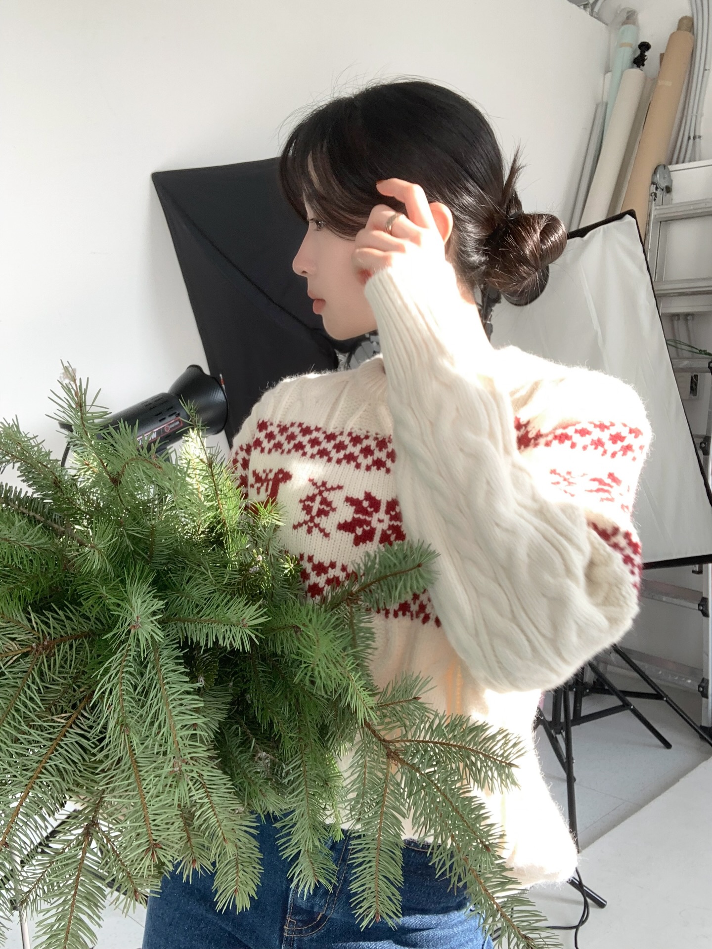 Mặc 5 kiểu trang phục n&agrave;y, chị em cứ b&uacute;i t&oacute;c l&agrave; đẹp nhất- Ảnh 7.