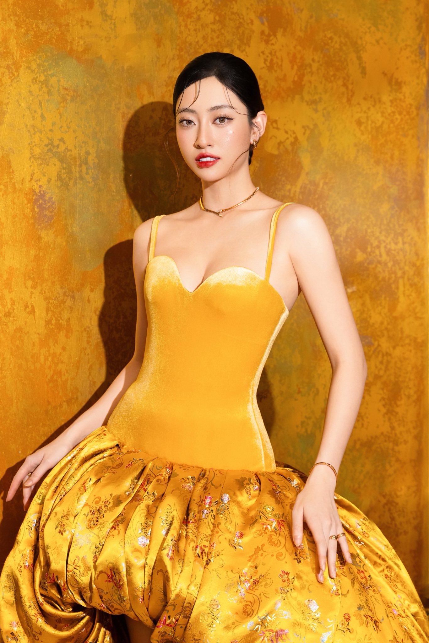 Hoa hậu Lương Thuỳ Linh hiện tại- Ảnh 7.