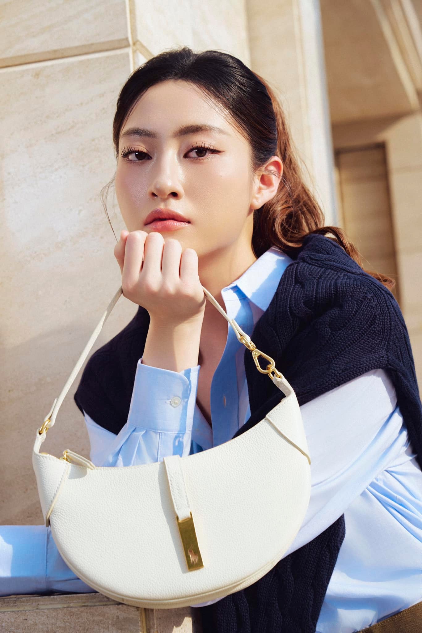 Hoa hậu Lương Thuỳ Linh hiện tại- Ảnh 6.