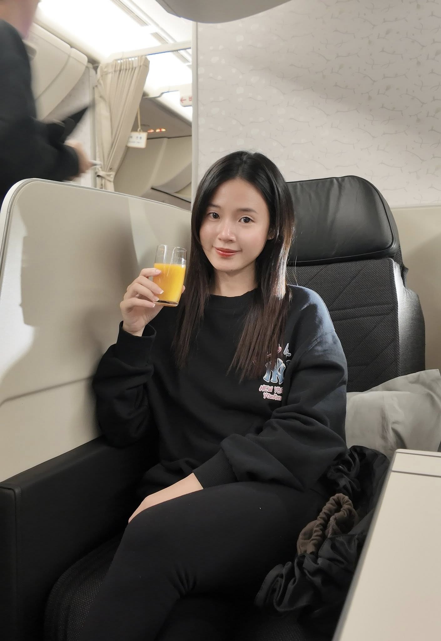 Midu đ&atilde; thắng đời 1-0- Ảnh 1.