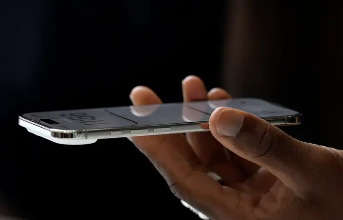 Chiếc iPhone &ldquo;đẹp nhất Việt Nam" giảm sốc đến 9 triệu chỉ sau 4 th&aacute;ng mở b&aacute;n: Xứng đ&aacute;ng mua nhất hiện tại- Ảnh 4.