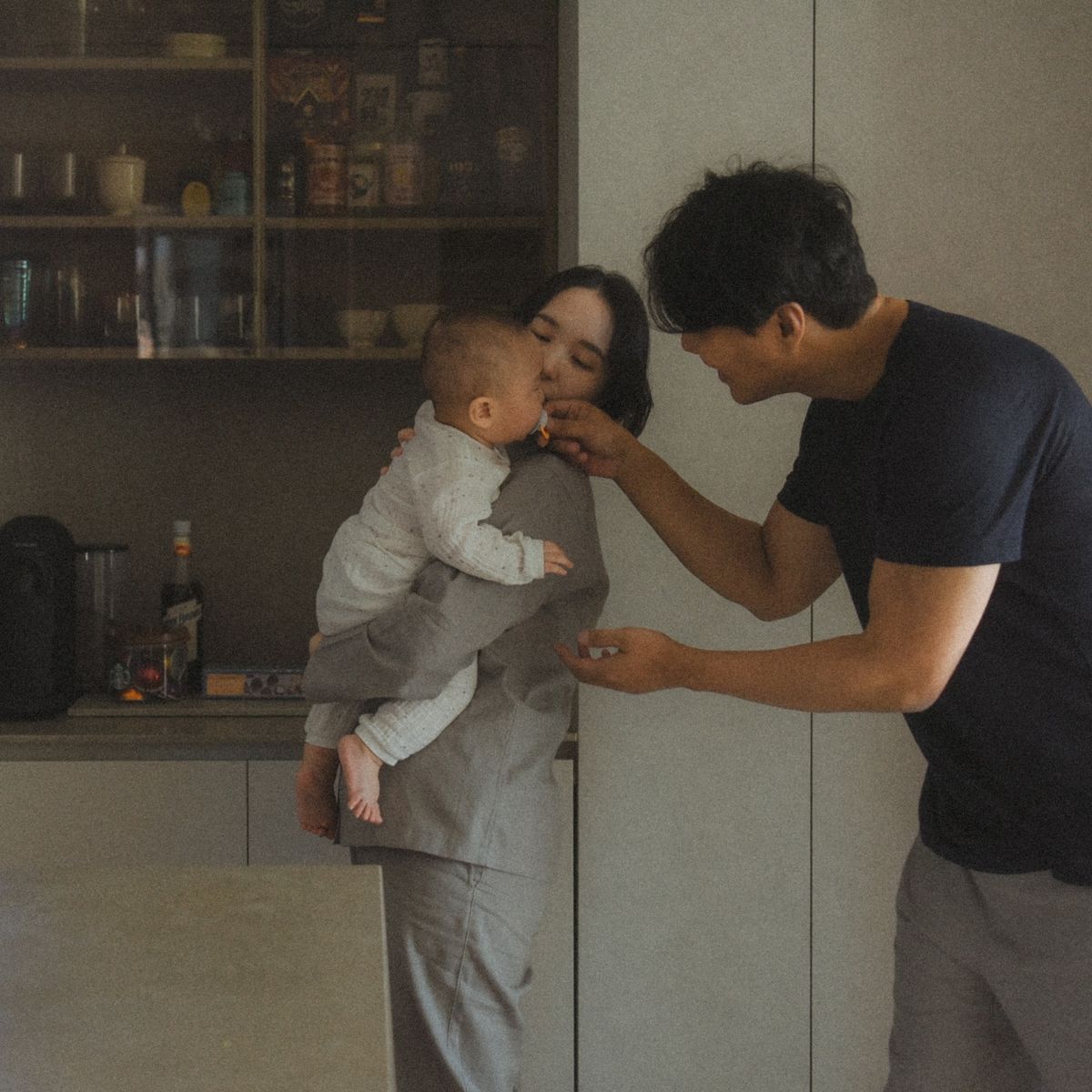 Kiểu gia đ&igrave;nh n&agrave;y d&ugrave; kh&ocirc;ng "ngh&egrave;o n&agrave;n" vật chất, nhưng lại dễ khiến con c&aacute;i "ngh&egrave;o n&agrave;n" t&acirc;m hồn- Ảnh 5.