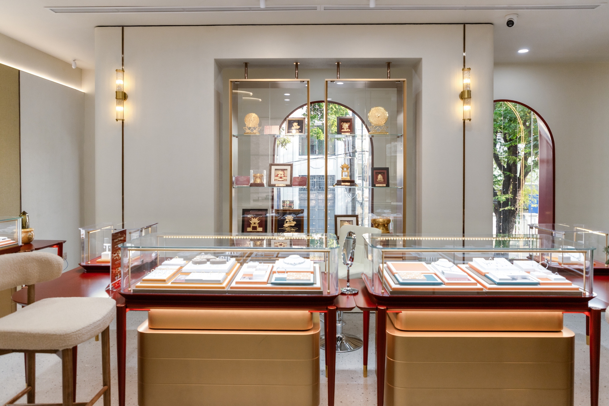 2 điểm đến v&agrave;ng mới toanh của Bảo T&iacute;n Mạnh Hải: F5 kh&ocirc;ng gian đến dịch vụ, định chuẩn mới về trải nghiệm mua v&agrave;ng- Ảnh 3.