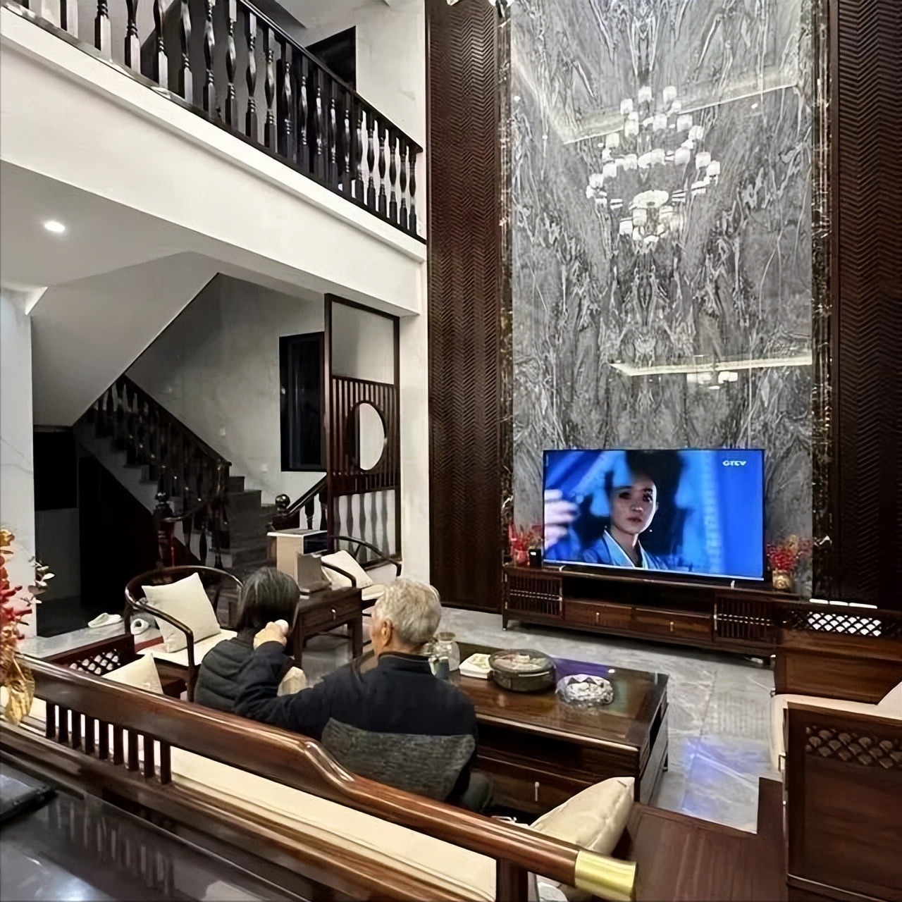 Vợ chồng U70 về qu&ecirc; dưỡng gi&agrave;, kh&ocirc;ng l&agrave;m phiền con ch&aacute;u: X&acirc;y biệt thự 125m&sup2;, tận hưởng cuộc sống b&igrave;nh y&ecirc;n mỗi ng&agrave;y- Ảnh 5.