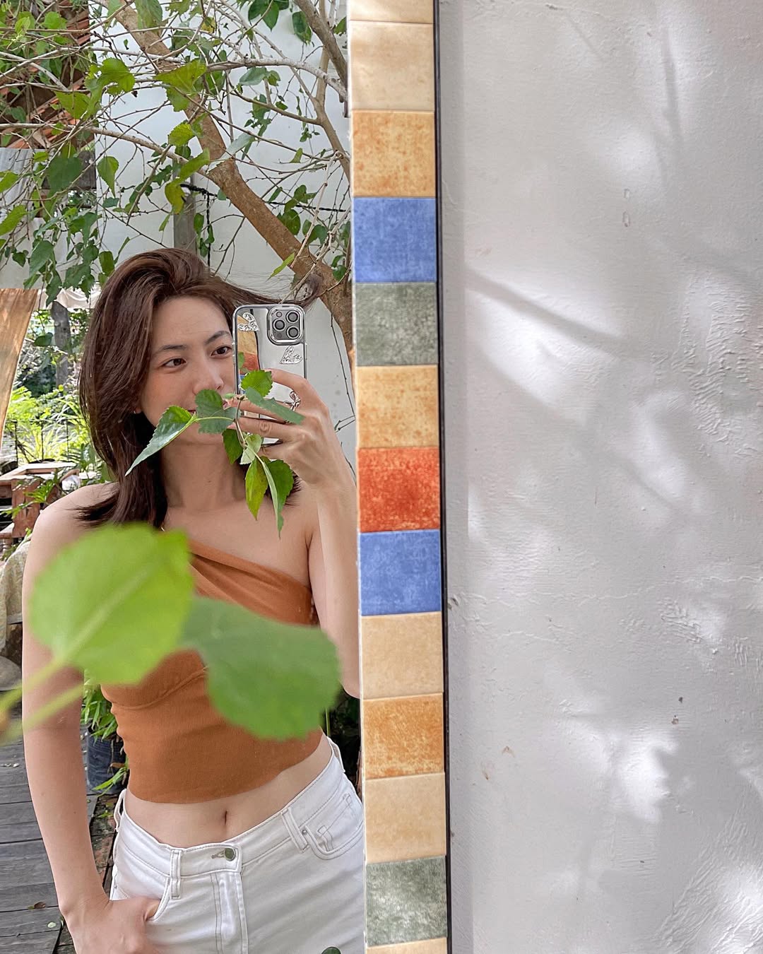 Ngoại lệ showbiz: Mỹ nh&acirc;n chẳng thiết ăn diện lồng lộn, nhưng c&agrave;ng cố mặc đơn giản c&agrave;ng 