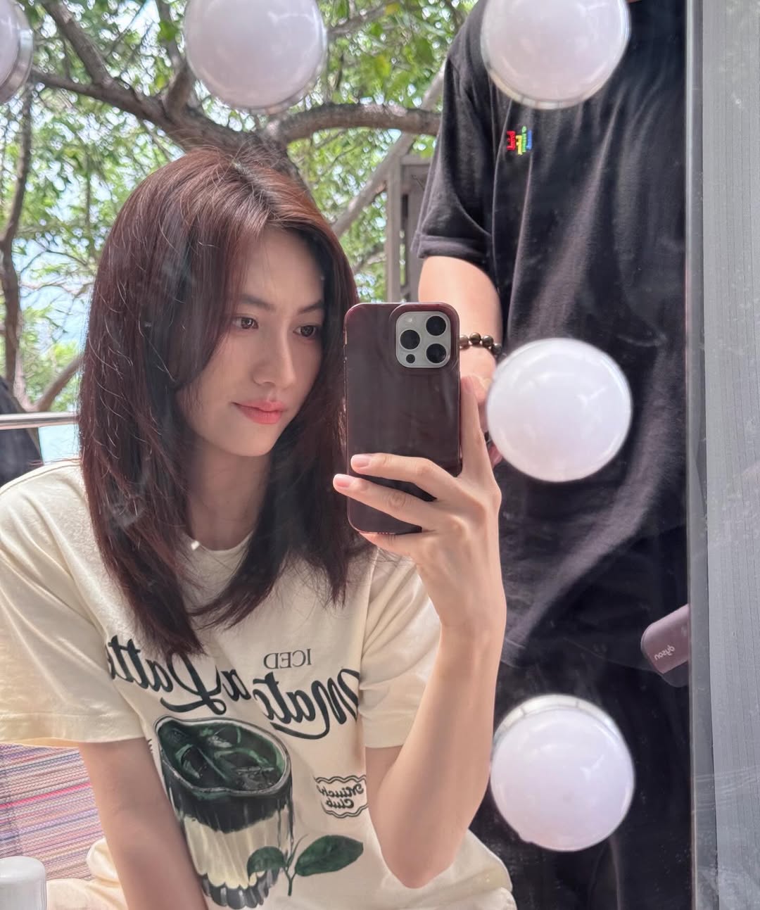 Ngoại lệ showbiz: Mỹ nh&acirc;n chẳng thiết ăn diện lồng lộn, nhưng c&agrave;ng cố mặc đơn giản c&agrave;ng 