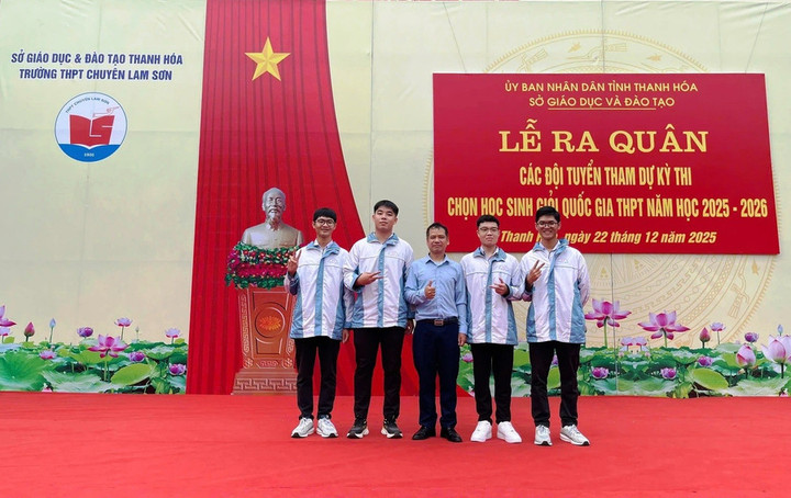 Anh em song sinh xứ Thanh c&ugrave;ng dẫn đầu cuộc thi học sinh giỏi To&aacute;n quốc gia 2026- Ảnh 2.