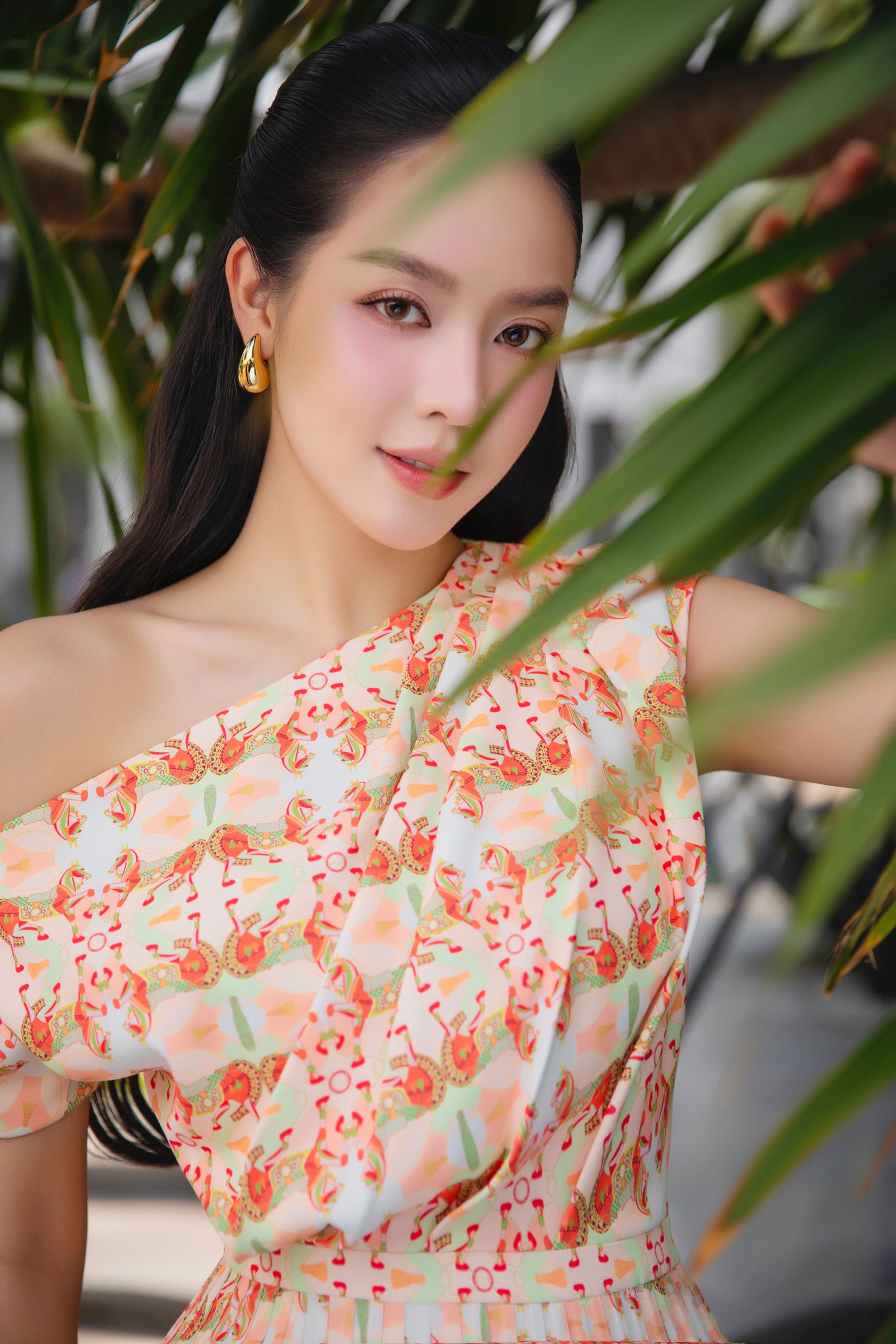 Kh&ocirc;ng đ&ugrave;a được với Hoa hậu Thanh Thủy- Ảnh 1.