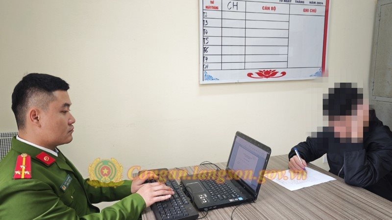 Ph&aacute;t hiện 18 người chuyển khoản hơn 40 triệu đồng v&agrave;o t&agrave;i khoản của thanh ni&ecirc;n SN 2008: C&ocirc;ng an khẩn trương d&ugrave;ng nhiều biện ph&aacute;p nghiệp vụ điều tra- Ảnh 3.