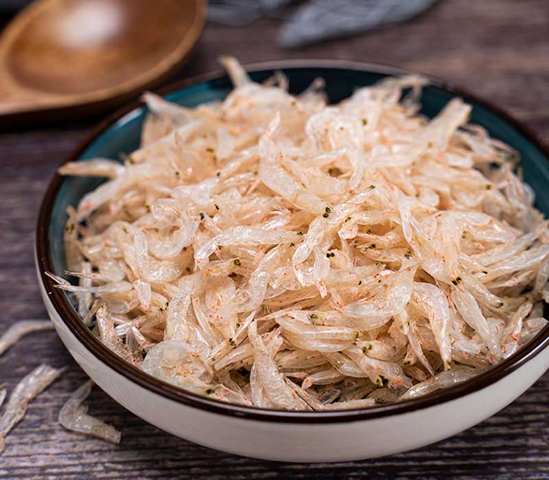 Củ cải đem th&aacute;i sợi rồi x&agrave;o c&ugrave;ng nguy&ecirc;n liệu n&agrave;y vừa ngon miệng, lại gi&agrave;u canxi tốt cho xương từ gi&agrave; đến trẻ- Ảnh 3.