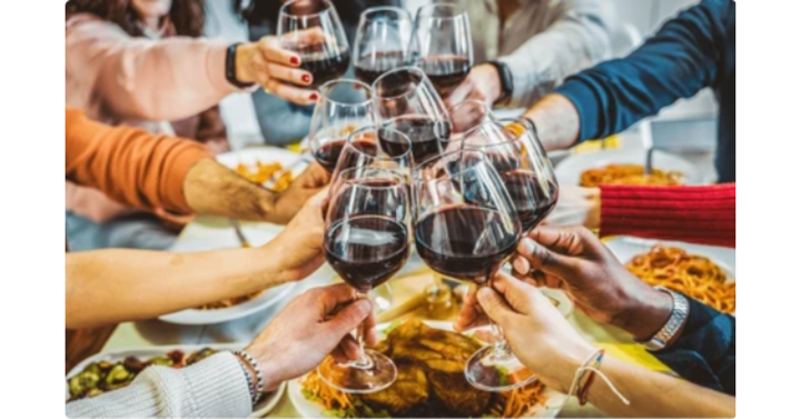 Những th&oacute;i quen &acirc;m thầm khiến gan qu&aacute; tải m&agrave; nhiều người kh&ocirc;ng hay biết- Ảnh 2.