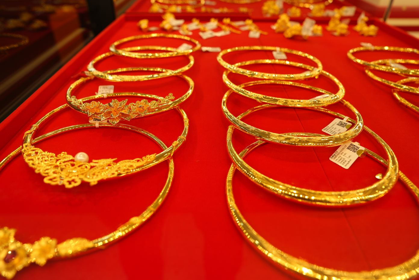 Đi mua v&agrave;ng sau ng&agrave;y 9/2/2026: 3 thứ bắt buộc phải "soi" kỹ để kh&ocirc;ng mất tiền oan- Ảnh 1.