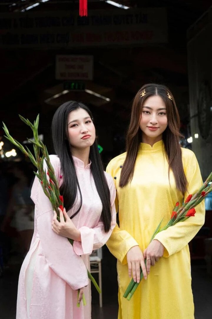 Đang diễn ra đ&aacute;m cưới Phương Nhi v&agrave; thiếu gia Minh Ho&agrave;ng: Lương Thuỳ Linh g&oacute;p mặt, vợ chồng Đỗ H&agrave; lộ chi tiết tr&ugrave;ng hợp đ&aacute;ng ch&uacute; &yacute;- Ảnh 5.