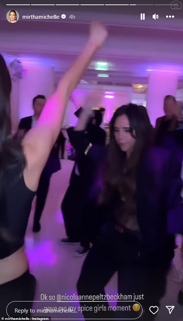 Mẹ chồng - n&agrave;ng d&acirc;u nh&agrave; Beckham đ&acirc;u phải l&uacute;c n&agrave;o cũng bất h&ograve;a!- Ảnh 5.