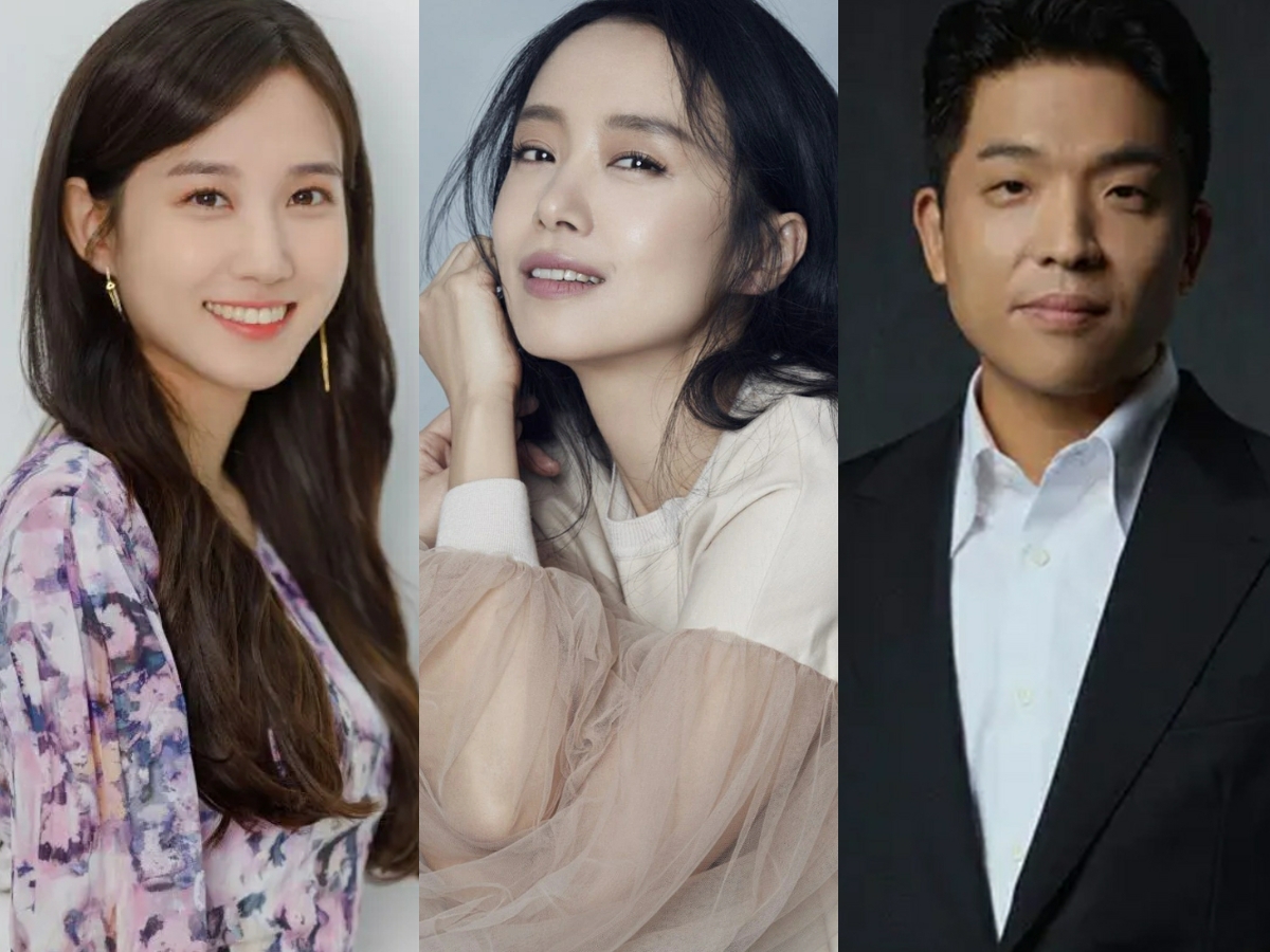 Khung hình gây bấn loạn nhất ngày: Son Ye Jin bị “mỹ nhân đổi đời nhờ áo dài Việt” áp đảo?- Ảnh 10. Khung hình gây bấn loạn nhất ngày: Son Ye Jin bị “mỹ nhân đổi đời nhờ áo dài Việt” áp đảo?- Ảnh 10.