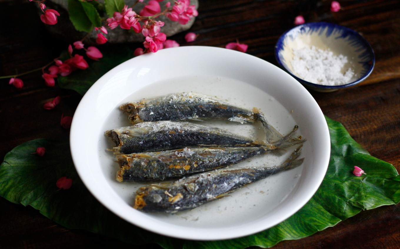 “Kẻ thù truyền kiếp” của mùi tanh: Ngâm cá vào, tanh mấy cũng bay màu, thịt thơm ngon xuất sắc, ai sợ thì thử đi- Ảnh 1. “Kẻ thù truyền kiếp” của mùi tanh: Ngâm cá vào, tanh mấy cũng bay màu, thịt thơm ngon xuất sắc, ai sợ thì thử đi- Ảnh 1.