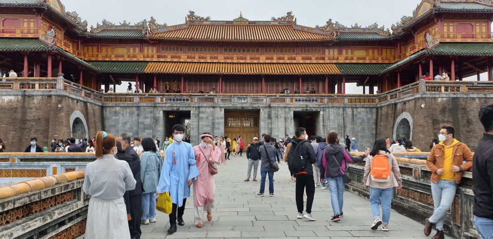 Tin vui: Yên Tử, Cố đô Huế có thể miễn phí, giảm giá vé tham quan cho hàng triệu khách từ năm nay- Ảnh 2. Tin vui: Yên Tử, Cố đô Huế có thể miễn phí, giảm giá vé tham quan cho hàng triệu khách từ năm nay- Ảnh 2.