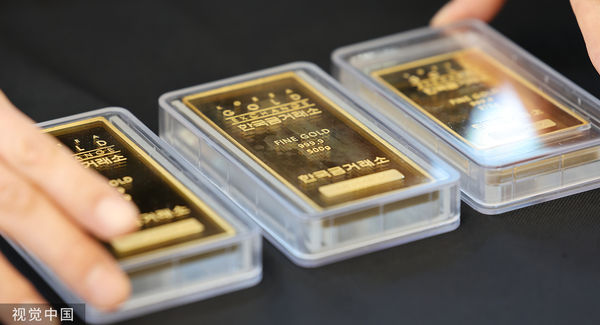 Người phụ nữ bị &ldquo;lừa đảo v&agrave;ng&rdquo; kiểu mới, tự tay cầm thỏi v&agrave;ng nửa c&acirc;n trị gi&aacute; gần 2 ỉ giao cho tội phạm- Ảnh 2.