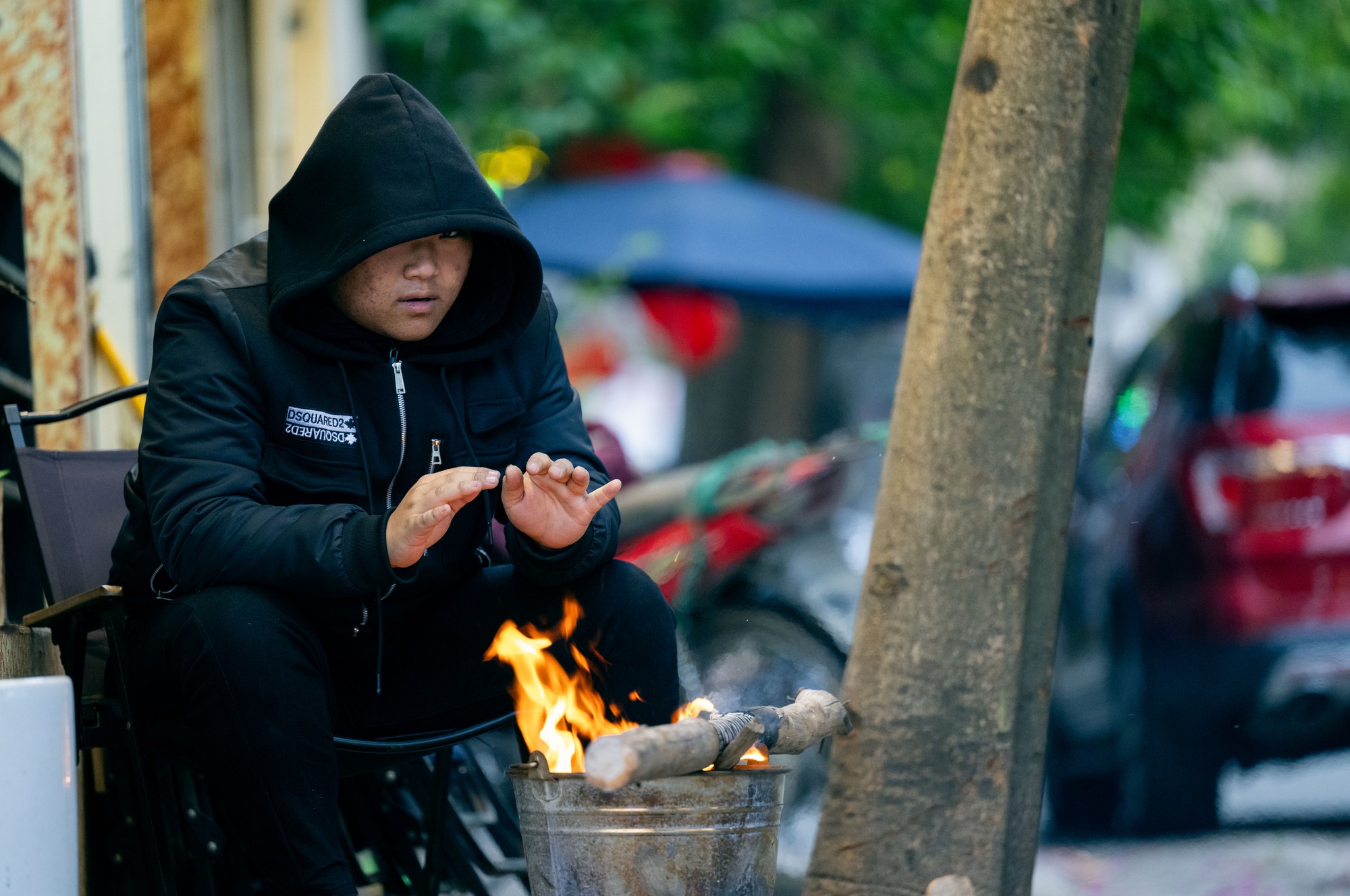 Ảnh, clip: H&agrave; Nội ch&igrave;m trong những ng&agrave;y gi&aacute; r&eacute;t nhất từ đầu Đ&ocirc;ng- Ảnh 15.