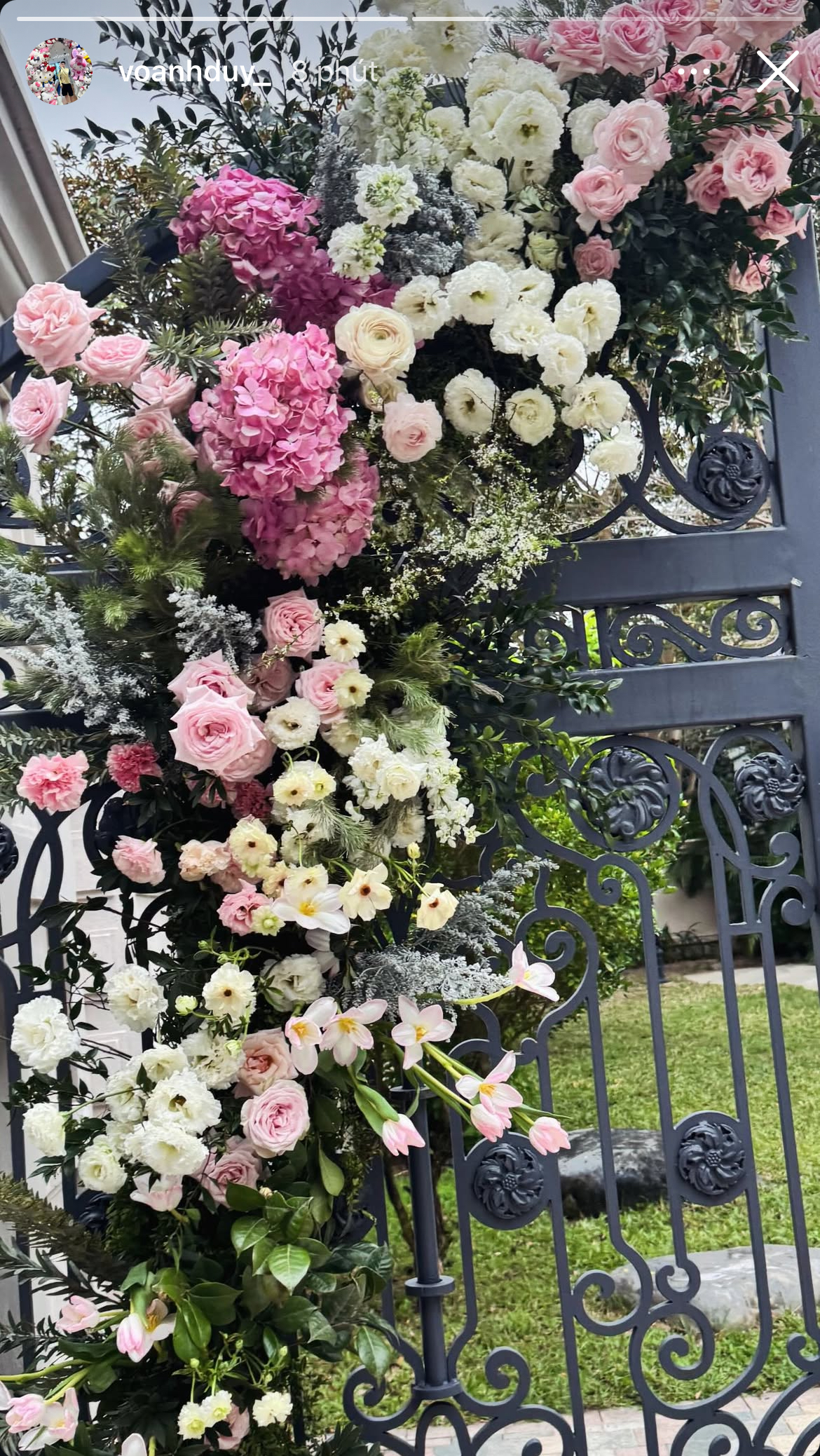 Đang diễn ra đ&aacute;m cưới Phương Nhi v&agrave; thiếu gia Minh Ho&agrave;ng: Lương Thuỳ Linh g&oacute;p mặt, vợ chồng Đỗ H&agrave; lộ chi tiết tr&ugrave;ng hợp đ&aacute;ng ch&uacute; &yacute;- Ảnh 7.