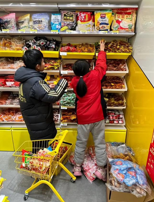 Nhiều cha mẹ cấm đoan cực đoan điều n&agrave;y v&igrave; muốn tốt cho con, ai ngờ hậu quả ngo&agrave;i sức tưởng tượng!- Ảnh 1.