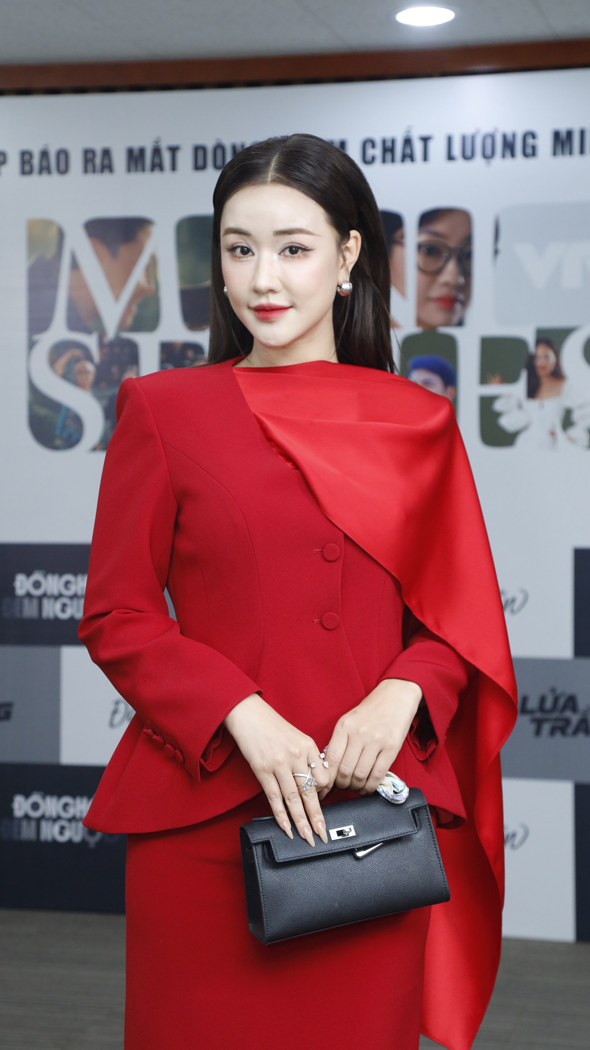 Xem phim Việt giờ v&agrave;ng 20 năm mới thấy 1 bộ l&agrave; đại tiệc visual: Nữ ch&iacute;nh đẹp t&ecirc; t&aacute;i, c&oacute; cả Kim Tae Hee Việt Nam- Ảnh 3.